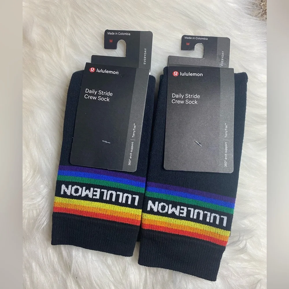 Lululemon Men's Daily Stride Crew Sock Stripe Wordmark Black Size M lot 2